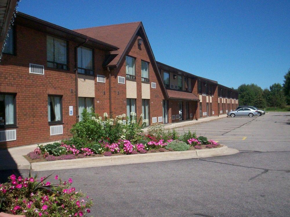 Comfort Inn Lakeshore Норт-Бей Екстер'єр фото