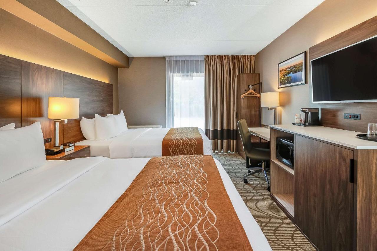 Comfort Inn Lakeshore Норт-Бей Екстер'єр фото