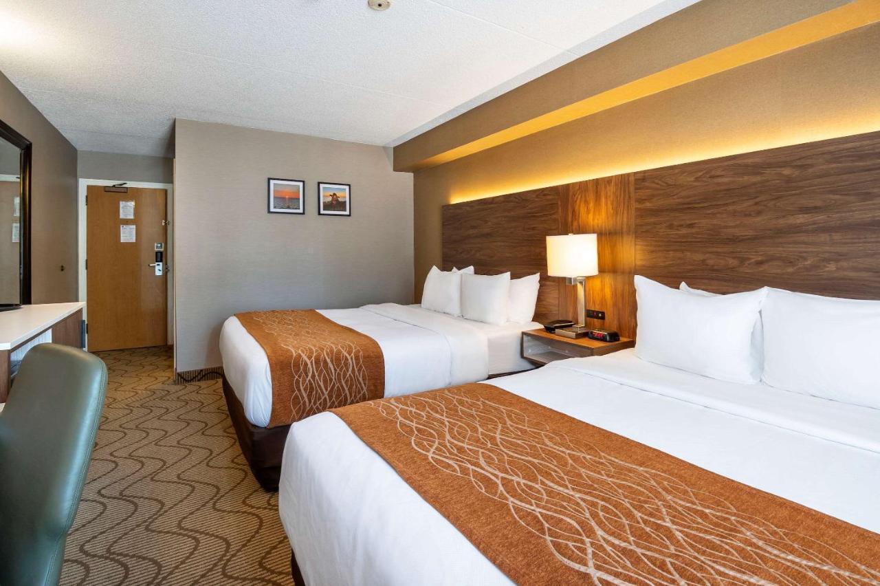 Comfort Inn Lakeshore Норт-Бей Екстер'єр фото