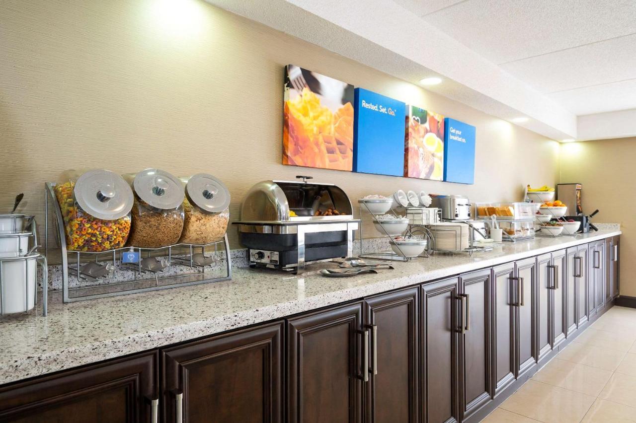 Comfort Inn Lakeshore Норт-Бей Екстер'єр фото