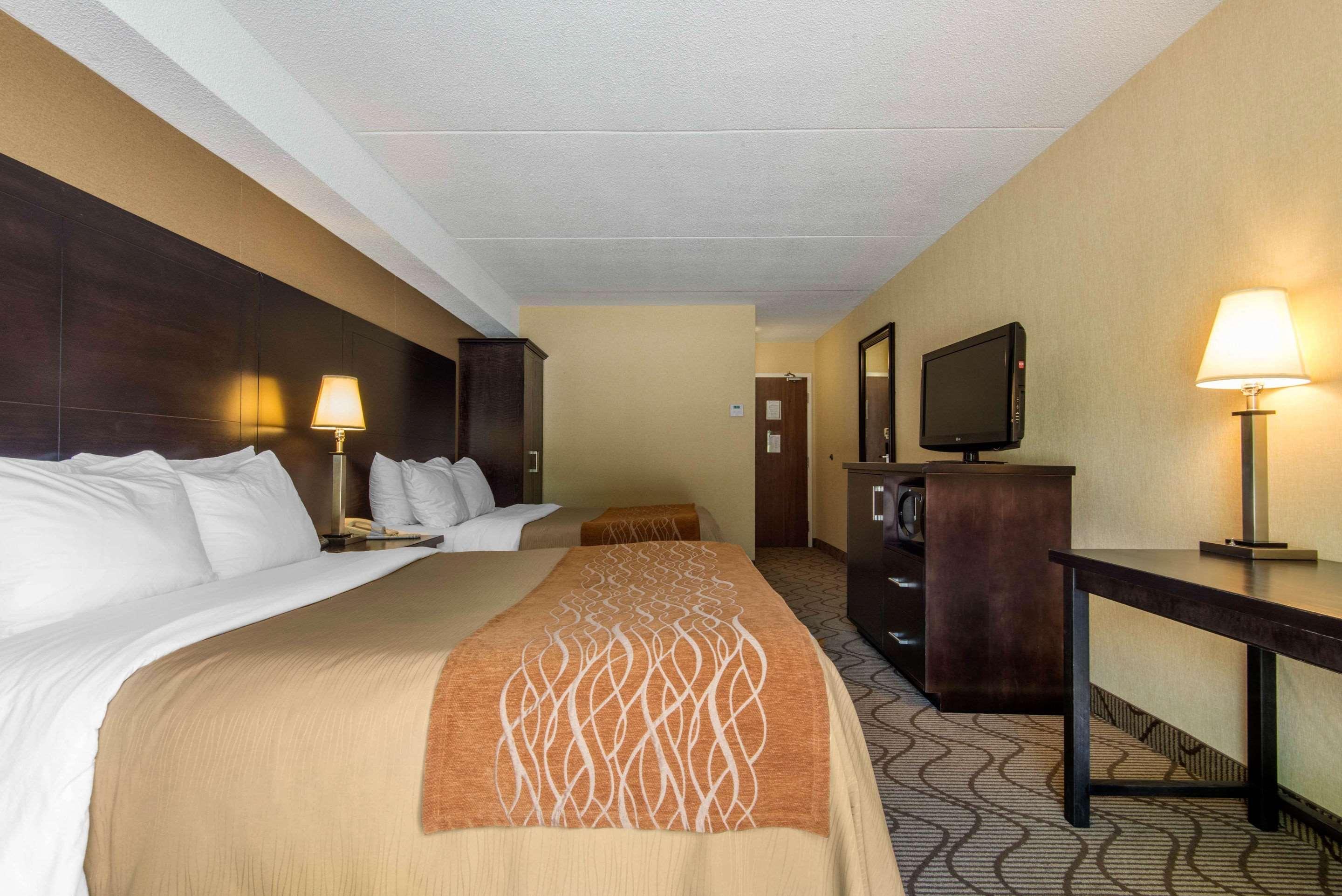 Comfort Inn Lakeshore Норт-Бей Екстер'єр фото