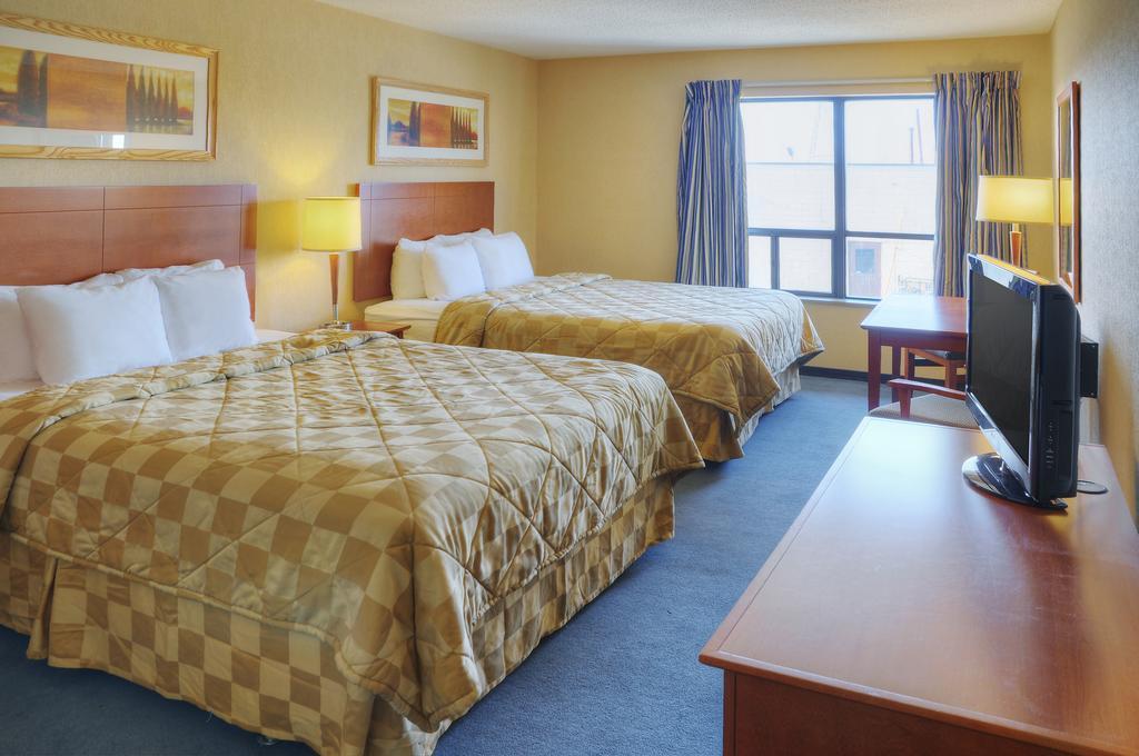 Comfort Inn Lakeshore Норт-Бей Екстер'єр фото