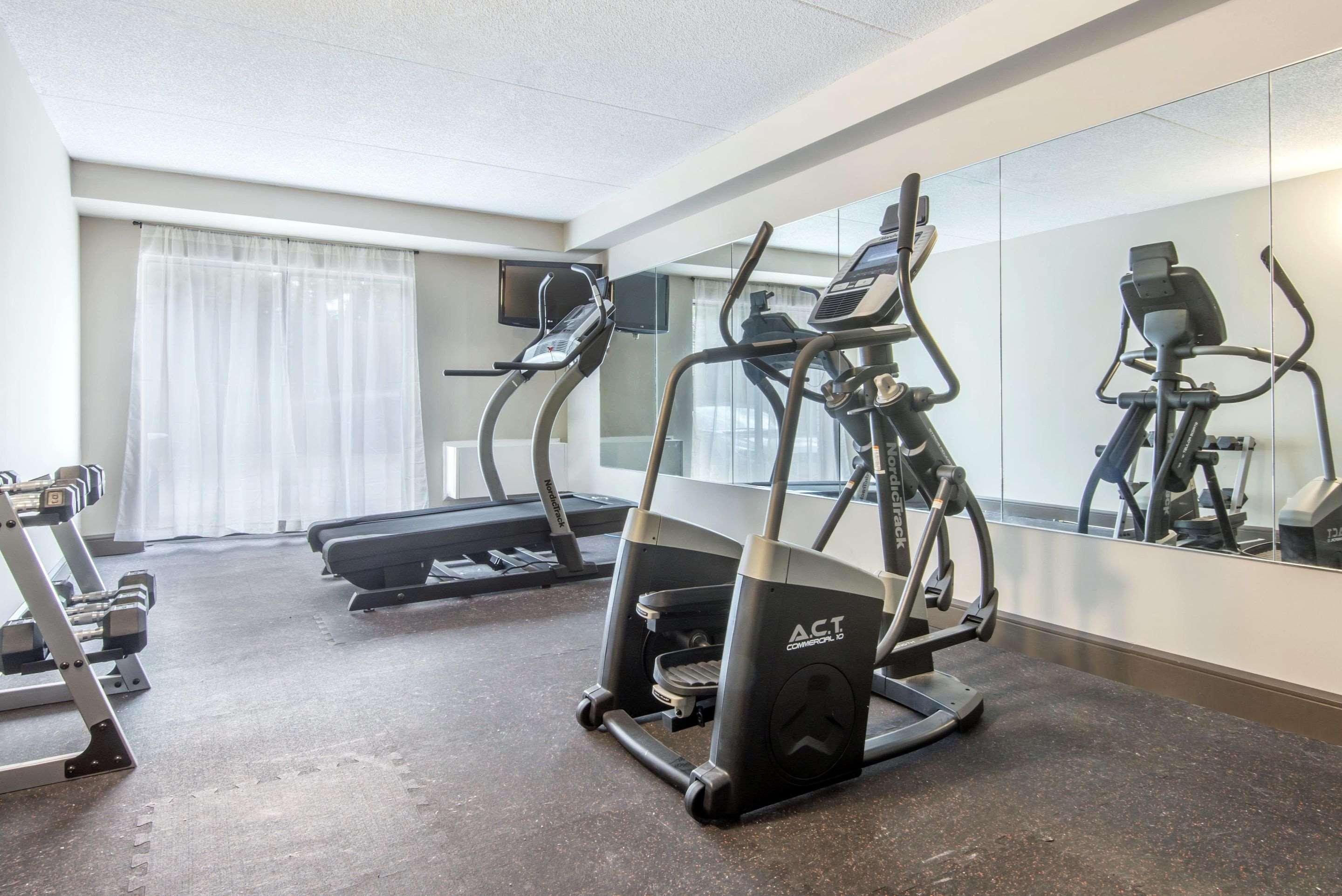 Comfort Inn Lakeshore Норт-Бей Екстер'єр фото
