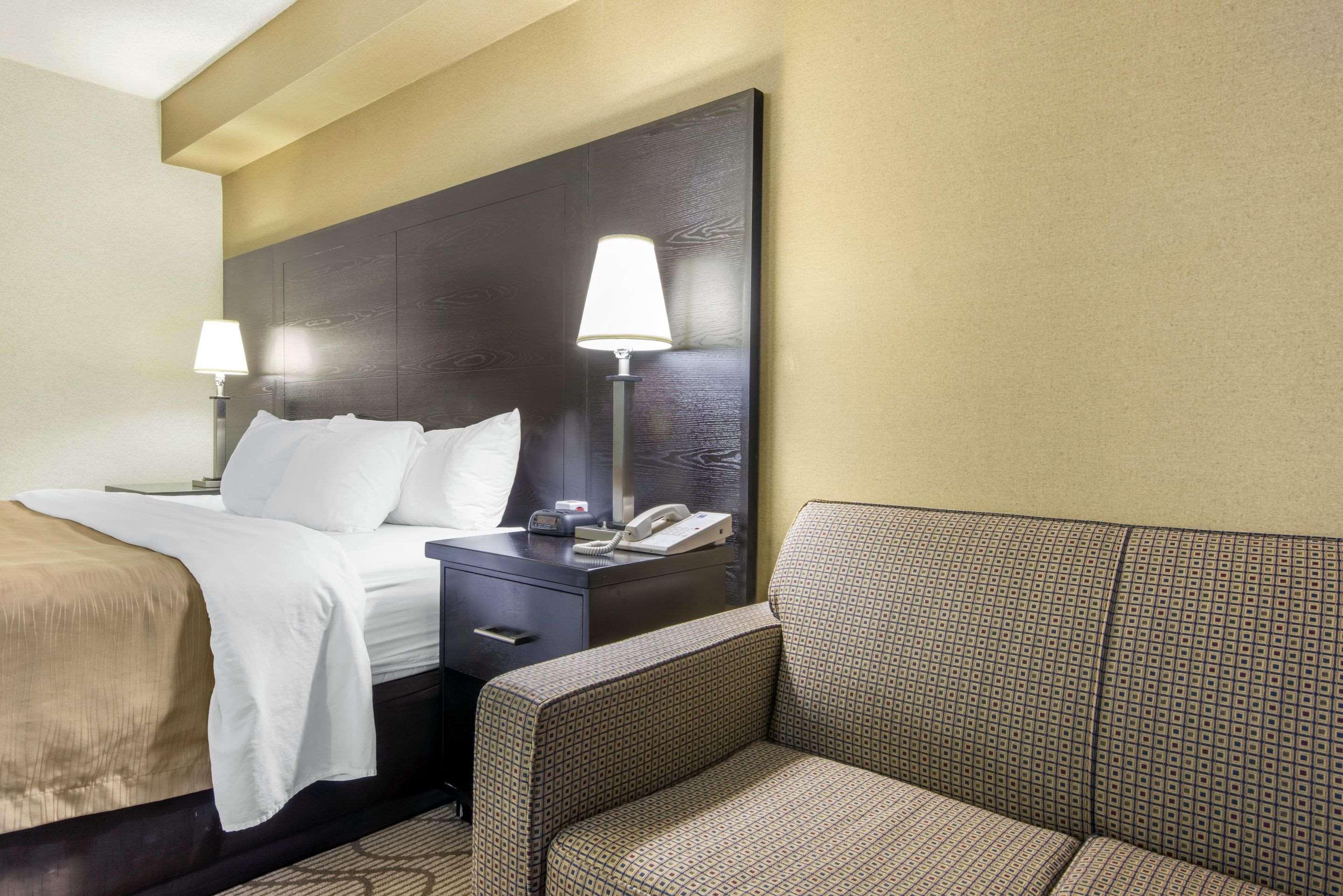 Comfort Inn Lakeshore Норт-Бей Екстер'єр фото
