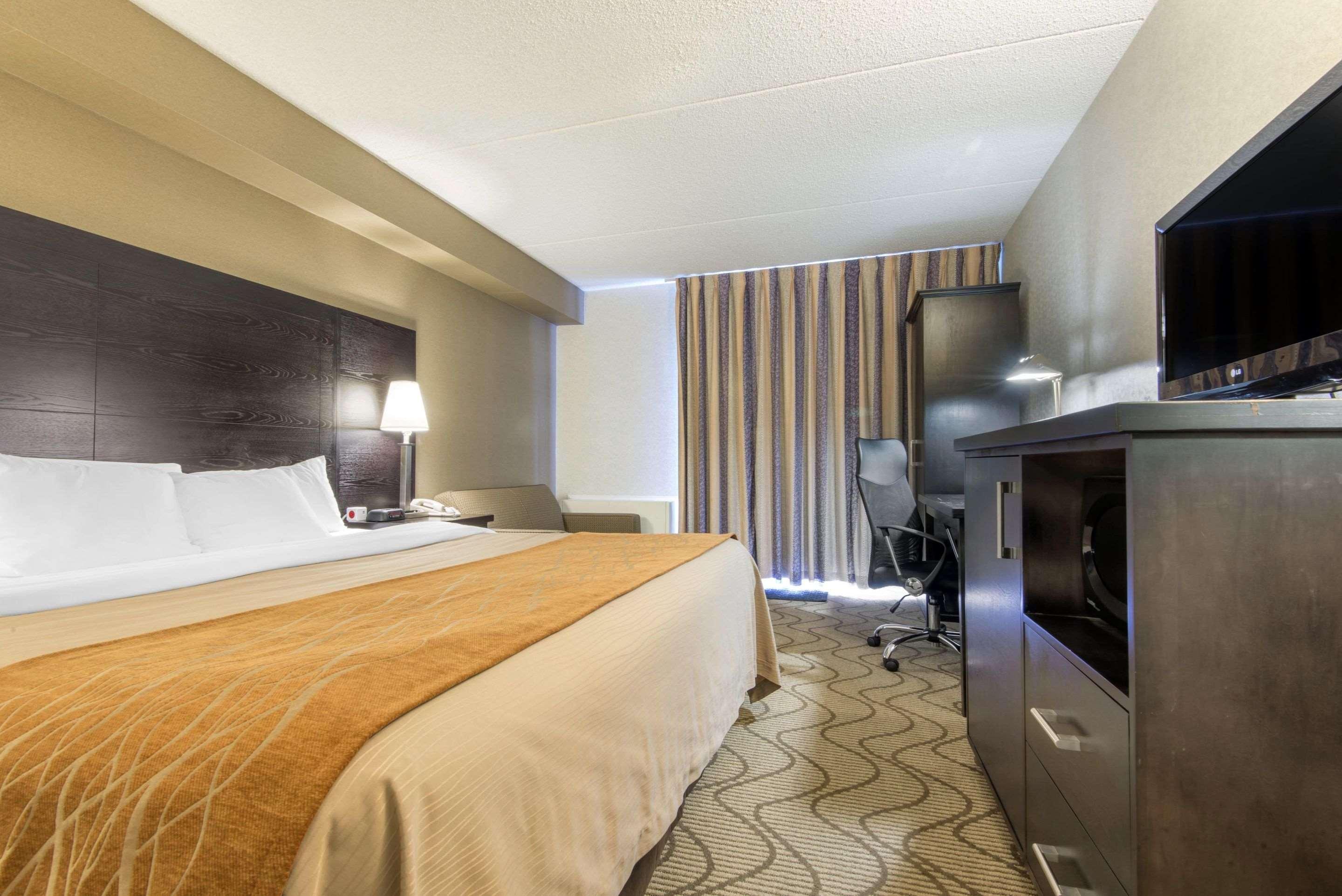 Comfort Inn Lakeshore Норт-Бей Екстер'єр фото